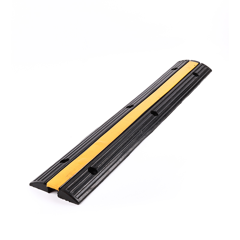 SH028 고무 케이블 보호기